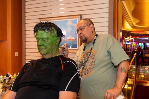 Fan Makeup with Thomas Surprenant