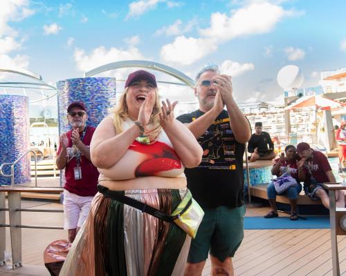 Daytime on Deck Sing with Band 47